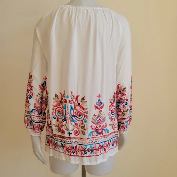 Embroidered Boho Top - Picture 3 of 6